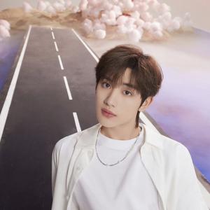 一起跳舞吧 (21岁生日直播现场)