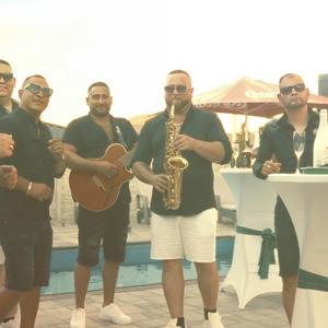 Na na čhajori miri (feat. Gipsy - Mekenzi)