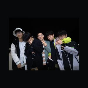 我的生活便如这四个和弦般纷纭往复