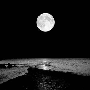 假如月亮不是发光体