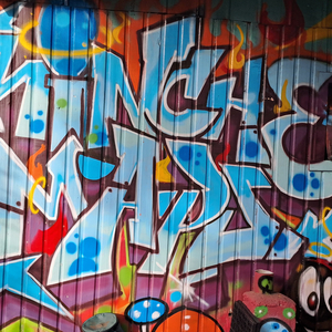 Piedra florida (feat. Lucifer, Yufkan, Parabolo, Terranauta, Cristofebril, Racek & Magiko)