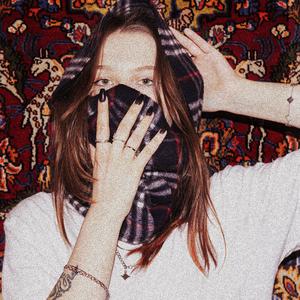 Paranoia (feat. Magga)