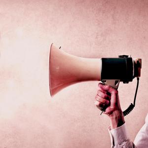 Tek Bir Harf Susuyorsun