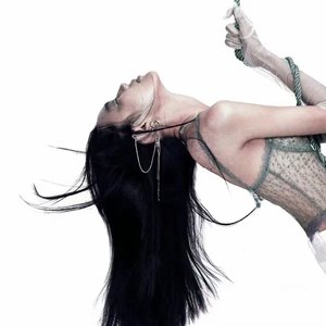 【FREE】“世界颠倒说爱我”