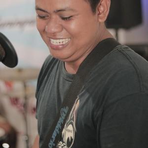 Apimu Padam Di Kanjuruhan (Acoustic)