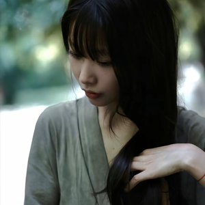 缓缓飘落的枫叶像思念