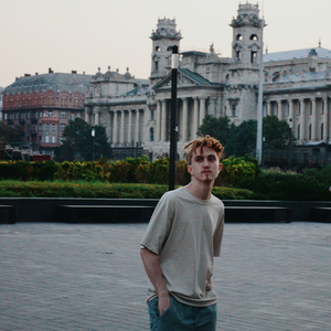 Szépség És Szomorúság