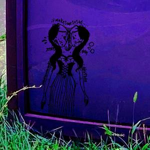 itmakesmesosad (feat. d0llywood1 & blackwinterwells)