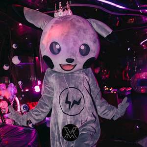 Mọi Người Đẩy View Giúp Em Nào (Remix)