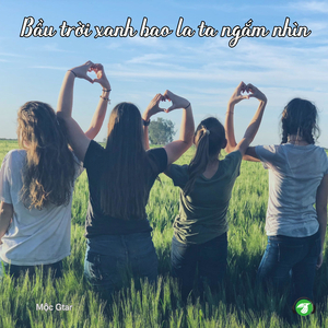 Mây Trôi Dạt Giữa Trời Mênh Mông Cao Vời Vợi