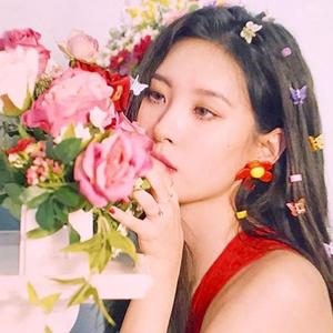 Noir(누아르)（翻自 宣美）