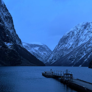 First Snow（第一场雪）（纯音乐）