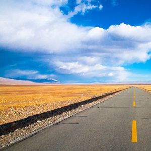 生活无解处的啤酒轻响