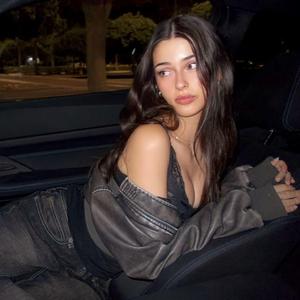 Canı yansın bu qızın