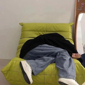 思念在心底无声兜圈