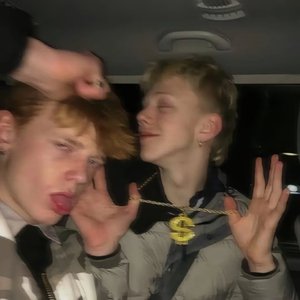 Neon Surge（Remix版）