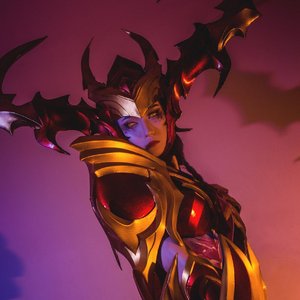 TomLeevis-TomLeevis-Soaring-龙女-希尔瓦娜(混剪语音台词版）（Goi7 remix）