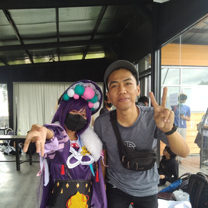 Dia Penggantiku