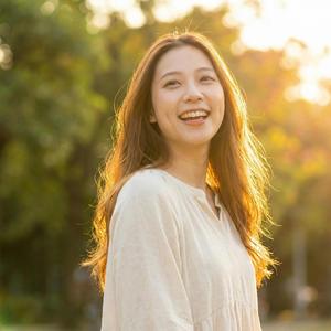 姊姊妹妹站起來