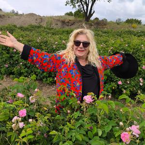 HÜZÜNLERİMDE YIKADIM