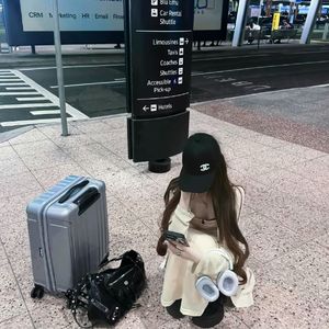 小胡同（总不能一直纠缠）