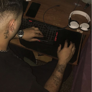 Scort