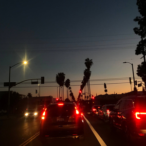 Whippin' (feat. Pho)