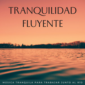 Hierba Gatera Junto A La Corriente