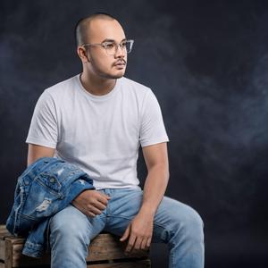 ដេញបងទៅធ្វើការឆ្ងាយ ស្រួលអូនទាក់ទងហ្នឹងគេ