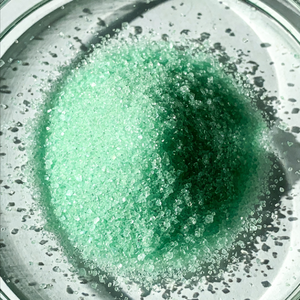 提纯萃取中的一抹绿