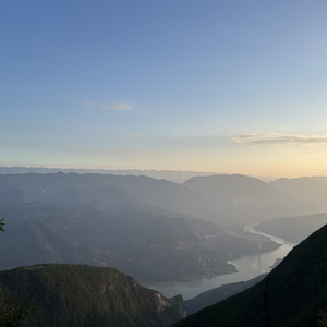 阳光旅行