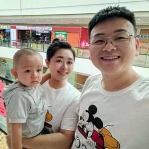 冰城的姑娘-刘走走