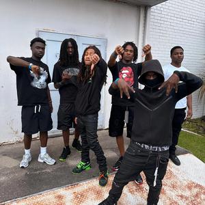 WildOut (feat. Dglivin3 & Dglivin9)