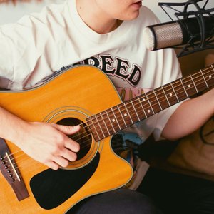 Canciones Sin Amor (Sesión Acústica 2023)