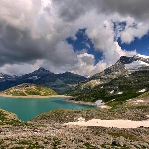 和宇宙的温柔关联（8Bit版）