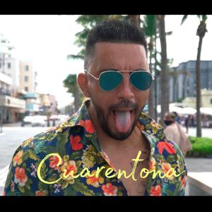 CUARENTONA