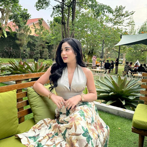 She Hopes Youre Amazing