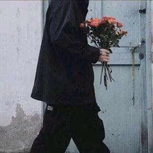 原来她不够爱我-憨批