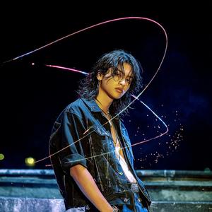 Inner and Outer Wars (內憂外患)