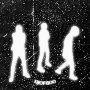 Crash (feat. Bravoo HunnidZ)