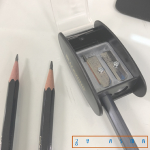 독서 (백색소음)