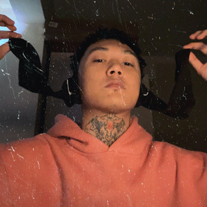 生活在现实与说废话的成年人