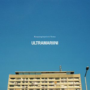 Havunneulasia uima-altaan reunalla