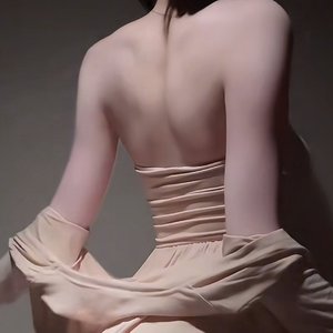 小姑娘
