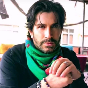 Gönlüme (Canlı Performans)