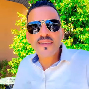 fiha El sghira sakna (Live)