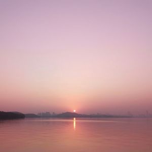 扬鞭策马踏轮回