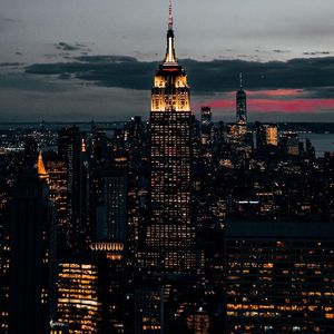 美好的未来 伴奏