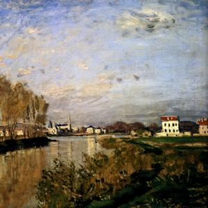 THE SEINE RIVER IN FRANCE