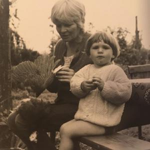 l'engagement si fréquent à des services payants me laisse itinérant sur la piste du néant